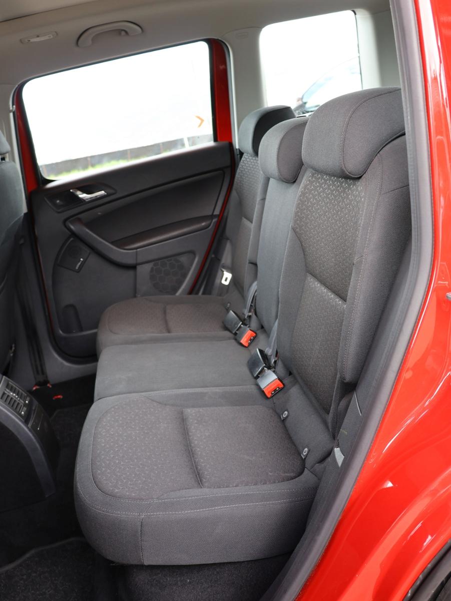 Skoda Yeti 2.0 TDI 170 ch 4x4 DSG Elegance • Toit pano • GPS • Caméra • Xénon • Attelage