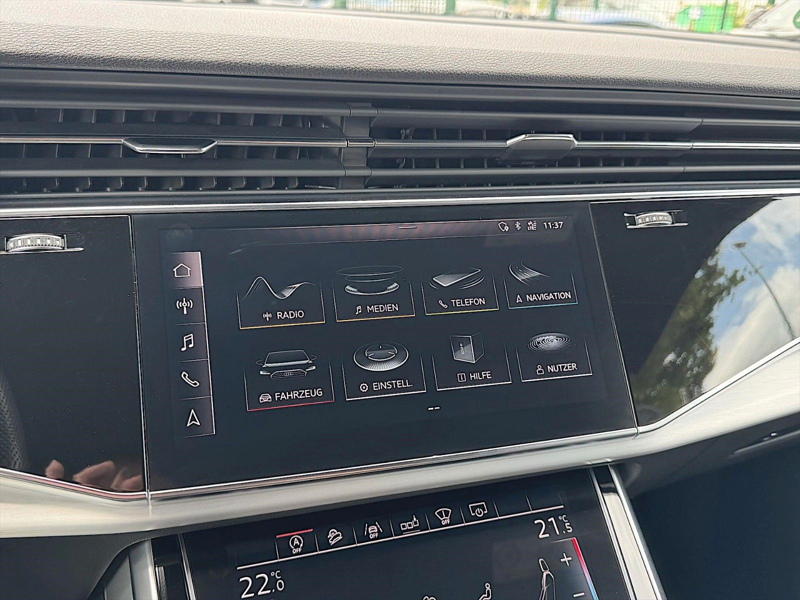 Fahrzeugabbildung Audi Q8 55 TFSI quattro S-Line Plus *ACC*Head Up*22'