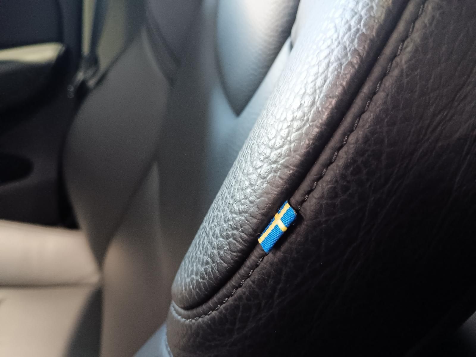 Fahrzeugabbildung Volvo XC60 T6 AWD Recharge Inscription