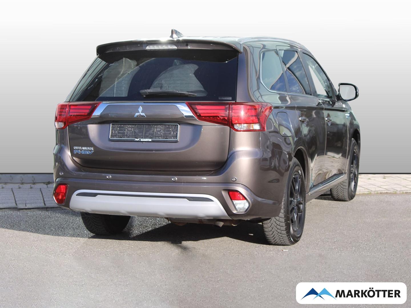 Mitsubishi Outlander PHEV Plus 4WD ACC/CAM/LHZ/NAVI/SHZ