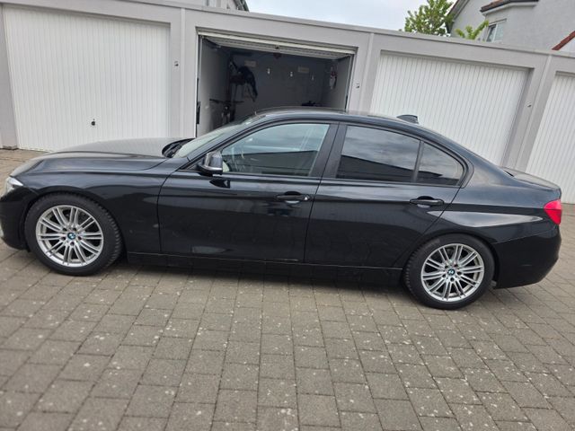 BMW 320i | Navi | LED | Sitzheizung | PDC | Tempomat