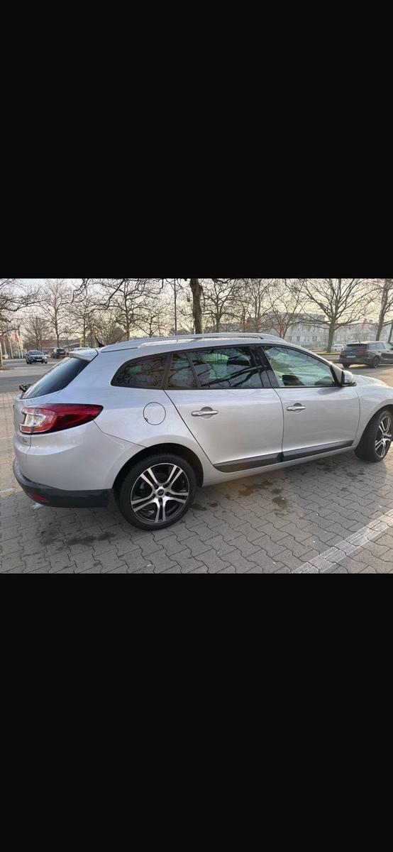 Renault Megane 2010 — photo 5
