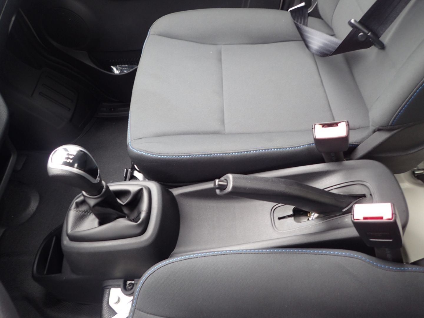 Fahrzeugabbildung Piaggio Porter NP6 TW Kipper LR 2,53m Pritschenlänge LPG