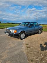 Mercedes-Benz Mercedes 300D W124 Vormopf - Mercedes-Benz S 300 mit Diesel-Antrieb