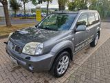 Nissan X-Trail 4x4 elegance 2.5 Elegance - gebrauchte Nissan X-Trail aus dem Jahr 2006