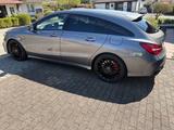 Mercedes-Benz CLA 45 AMG Shooting Brake CLA 45 AMG SPEEDSH... - graue Mercedes-Benz CLA 45 AMG Shooting Brake