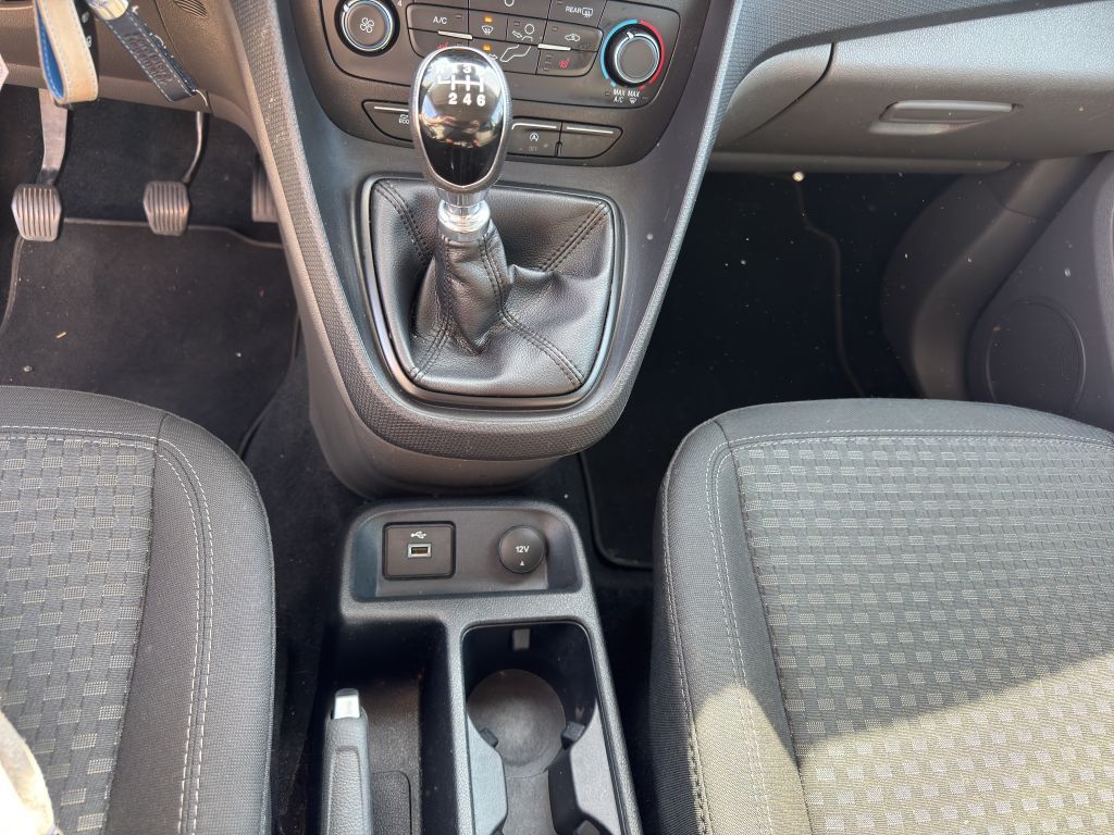 Fahrzeugabbildung Ford Transit Connect 220 L1 Trend