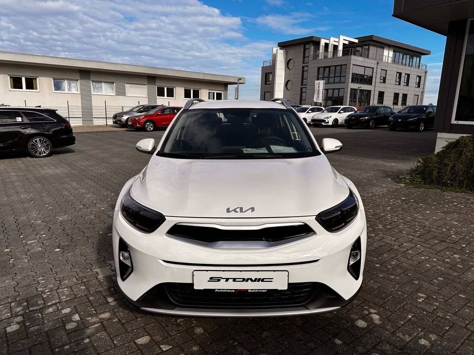 Fahrzeugabbildung Kia Stonic 1.0T 100PS  MT VISION LED