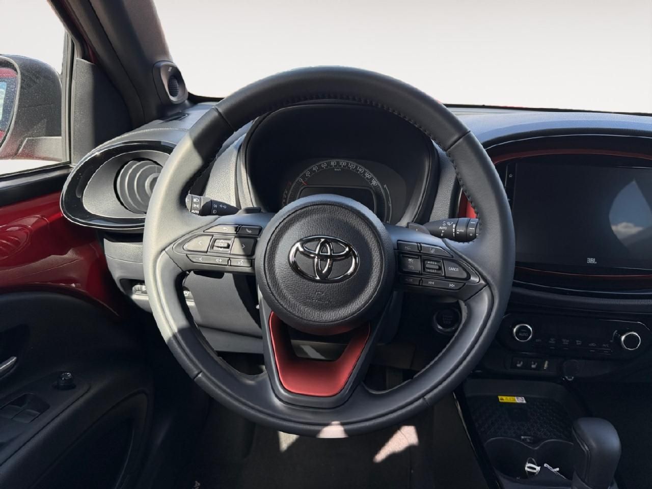 Fahrzeugabbildung Toyota Aygo X Air Explore