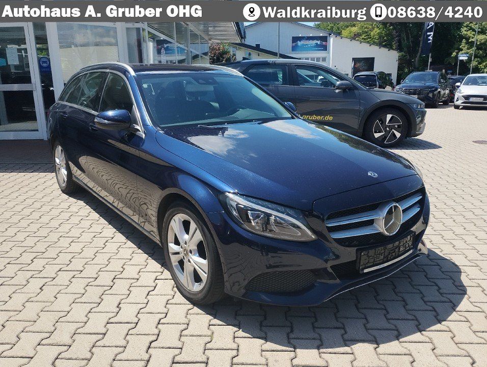 MERCEDES-BENZ C 220 d T  9G-TRONIC Avantgarde + Navi+LED+Sitzh