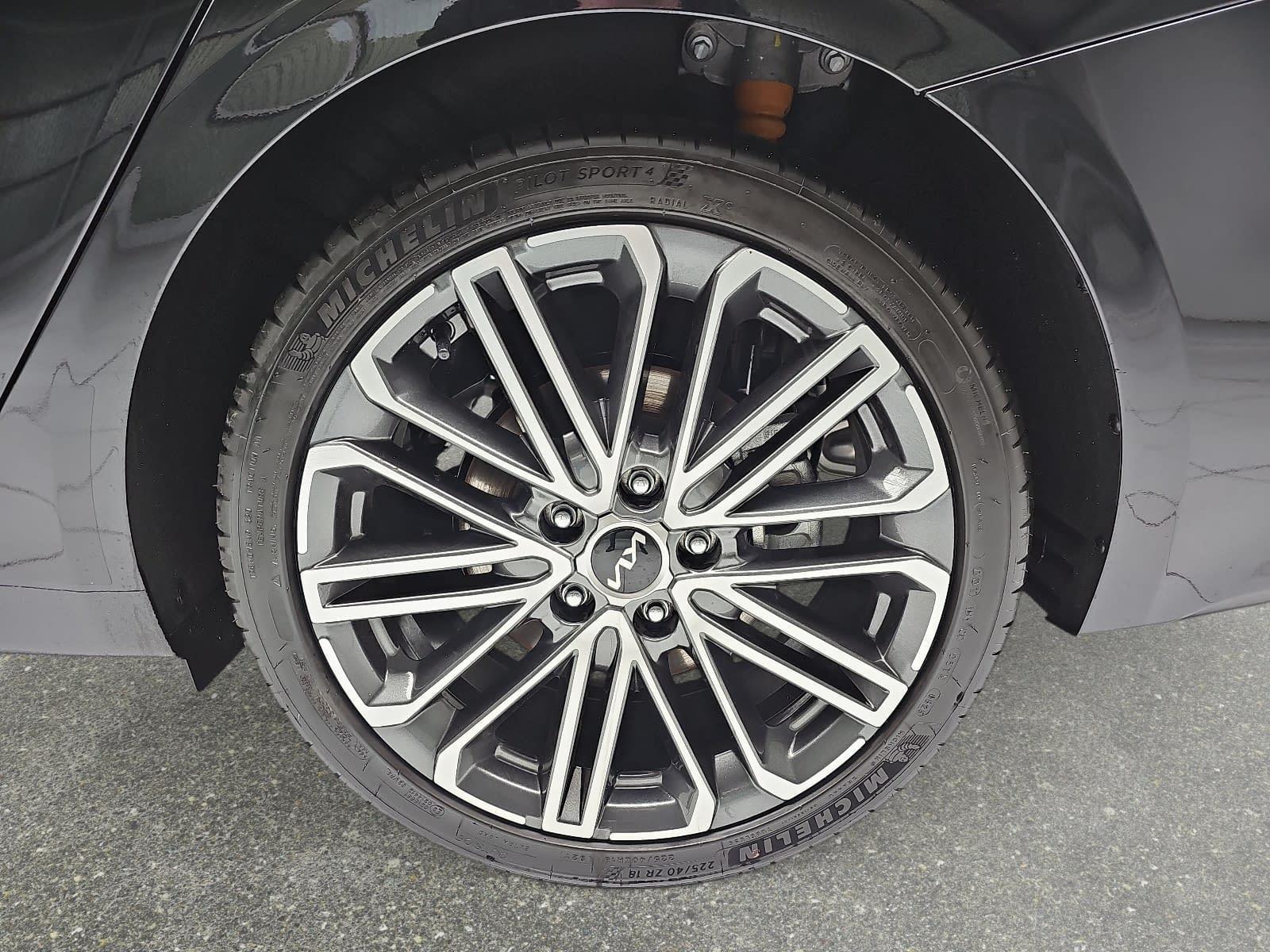 Kia CEED SW 1.5 T-GDI DCT7 GT-LINE TECHNOLOGIE LEDER