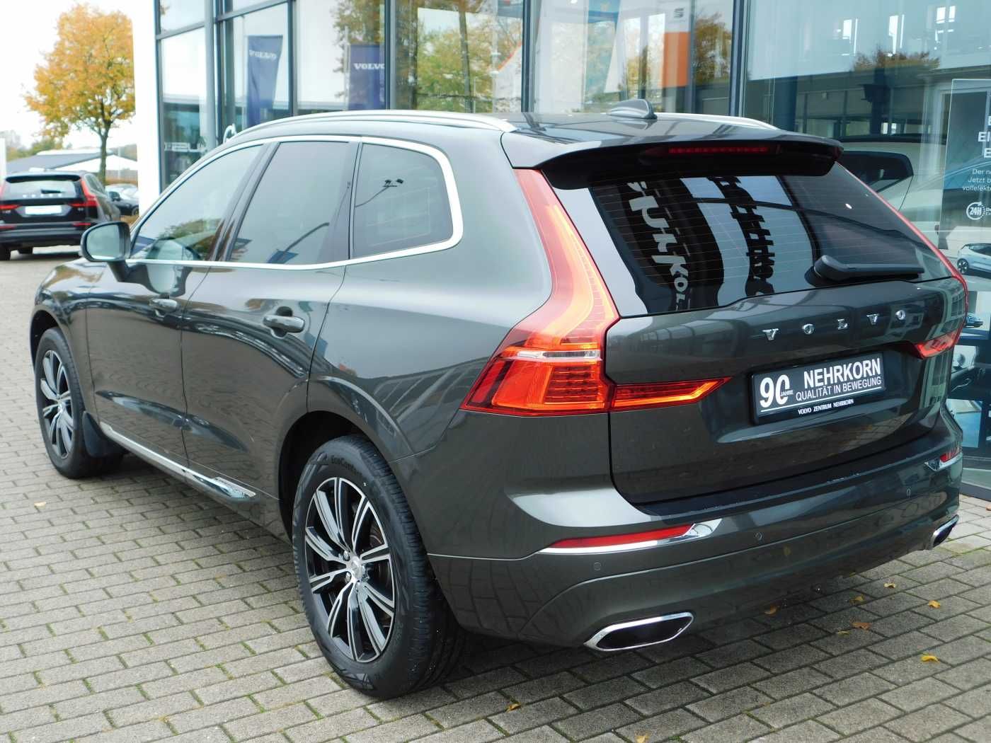 Fahrzeugabbildung Volvo XC60 T5 AWD Inscription 'Head-Up, Standheizung'