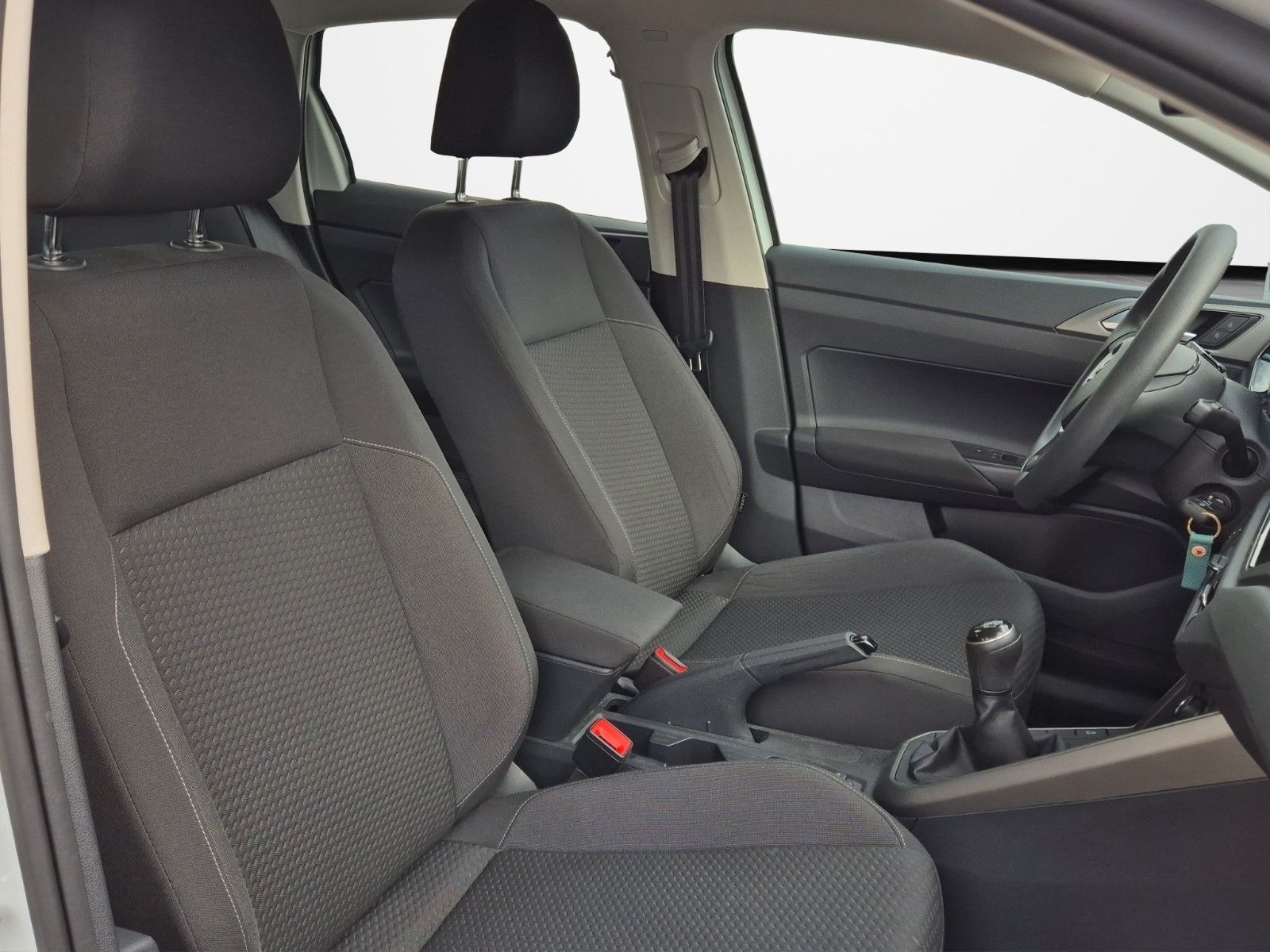 Fahrzeugabbildung Volkswagen POLO 1.6 TDI COMFORT KLIMAAUT ALLWETTER