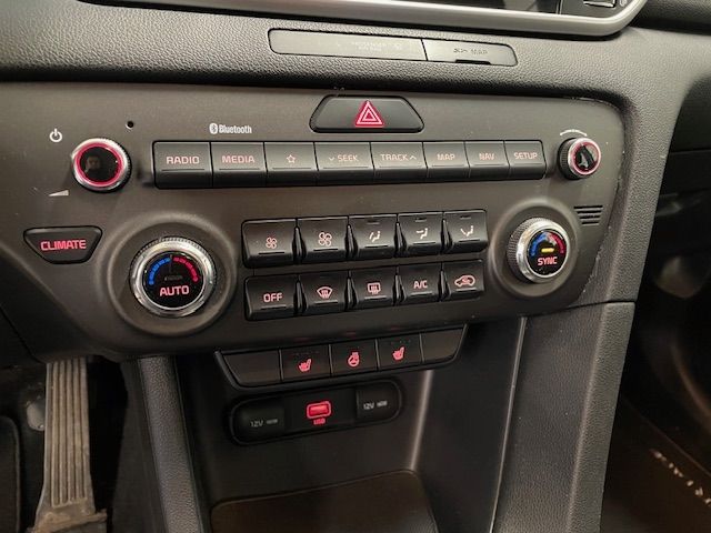 Fahrzeugabbildung Kia Sportage Vision 1.6 GDI Navi totWinkelASS Kamera