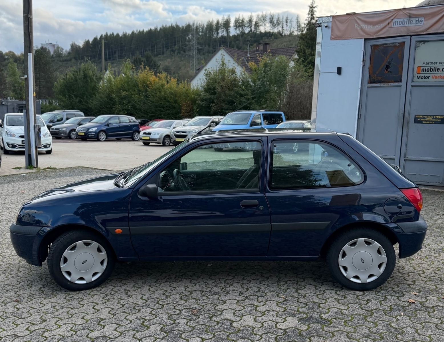 Fahrzeugabbildung Ford Fiesta 1.3 *NUR 41000km*