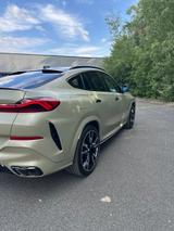 BMW X6 M60 M60i - aus 2024 - black Premium - schwarze BMW X6 M60