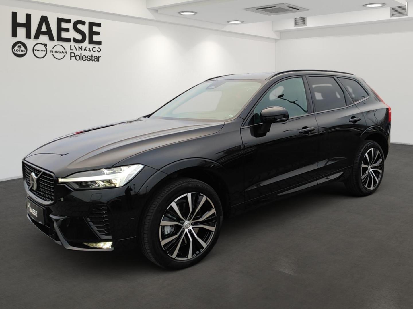 Volvo XC60 B4 Ultimate Dark Diesel AWD 360 Kamera Pano