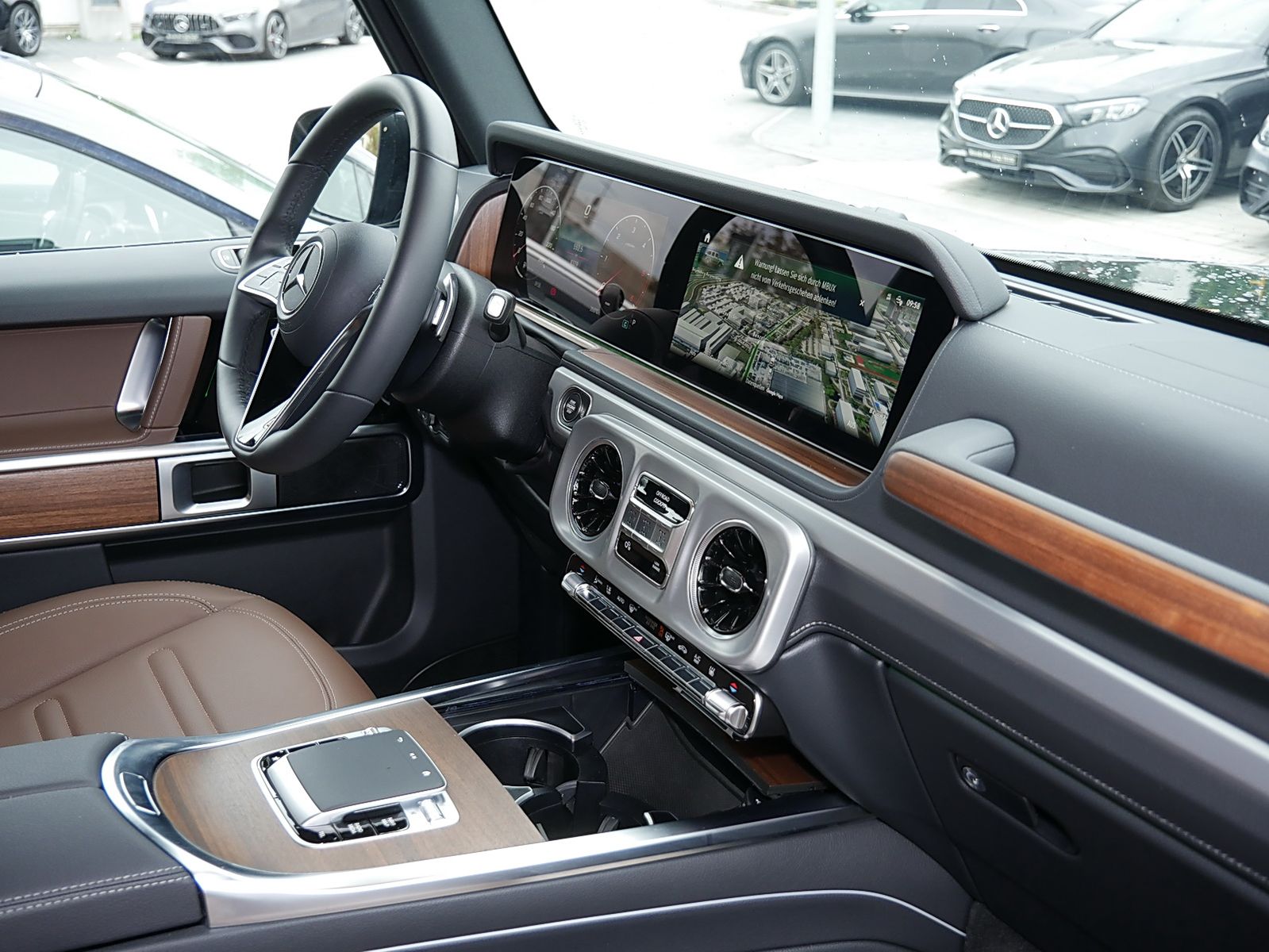 Mercedes-Benz G 450 d EXCLUSIVE DISTR. 360°KAM AHK MULTIBEAM foto 5
