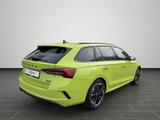 Skoda Octavia Combi RS 2,0 TSI 195 kW 7-Gang-DSG - Skoda: Grün