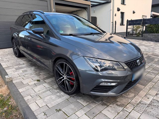 Seat Leon Cupra 5F ST 4 Drive Panorama Vir...