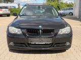 BMW 320i 3 Touring Panorama Tüv bis 12.2026 - BMW 3er bis 15.000 Euro
