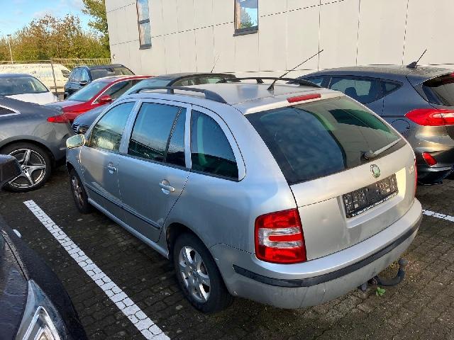 Skoda Fabia 2006 — engine 1.390 cm³, 80 HP (59kW)