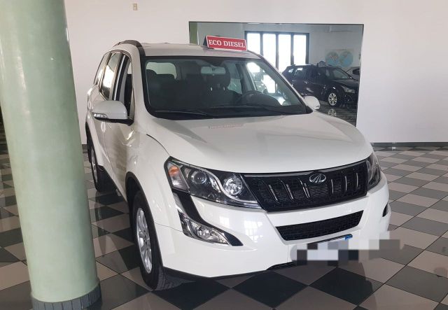 Autres Mahindra XUV500 2.2 16V AWD W8 7 Posti