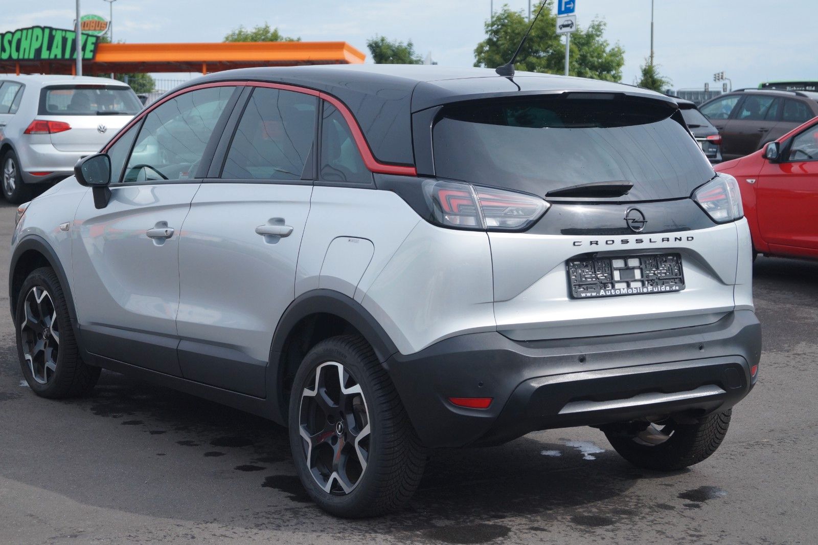 Fahrzeugabbildung Opel Crossland (X) 1.2 Automatik *1. Hand