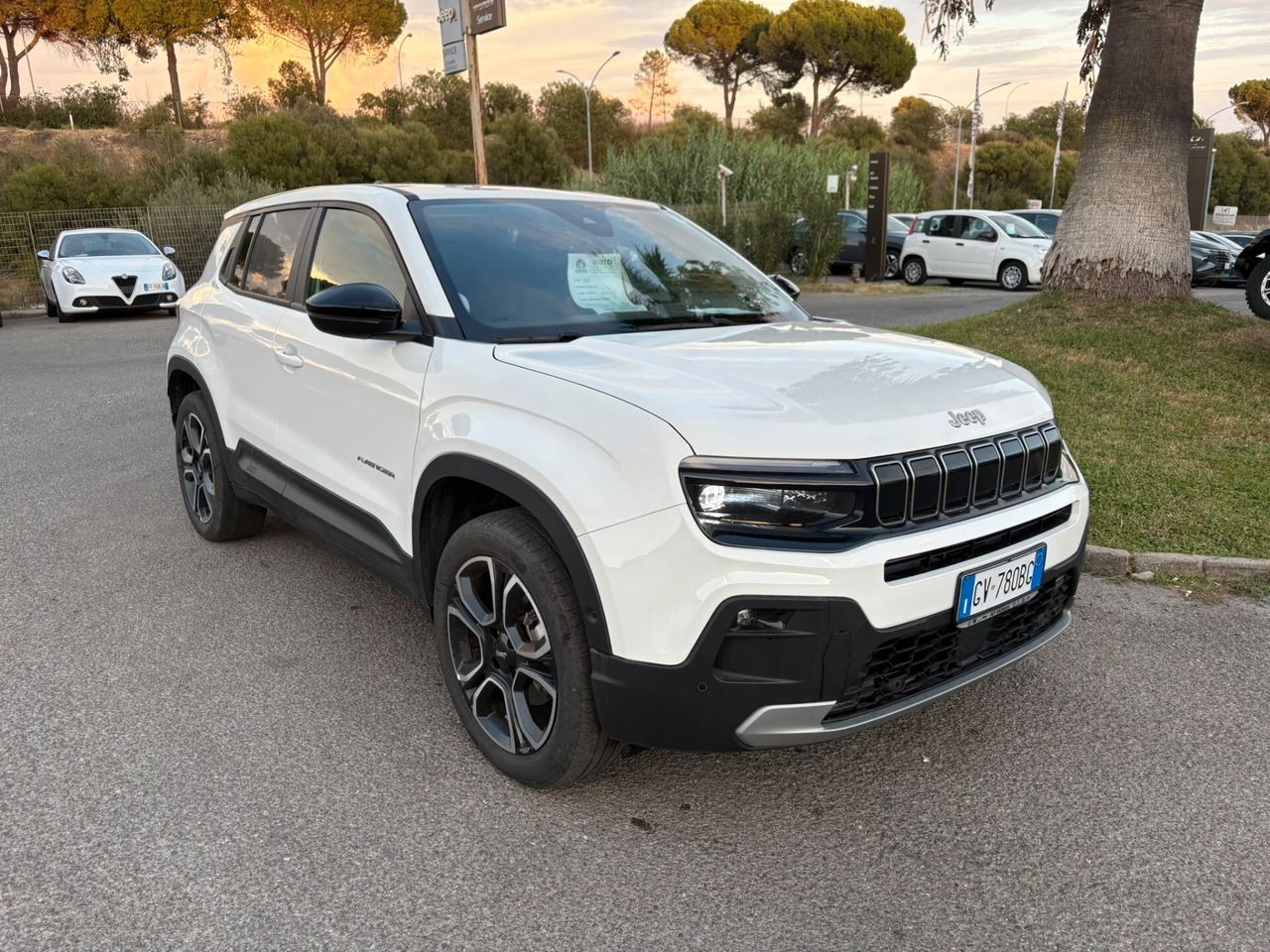 Other Jeep Avenger BEV Summit imagem 3