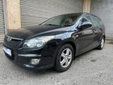 Hyundai i30 cw Edition+*Klima*AHK*ALU*USB*5Gang*2Hand* - Hyundai Behindertengerecht