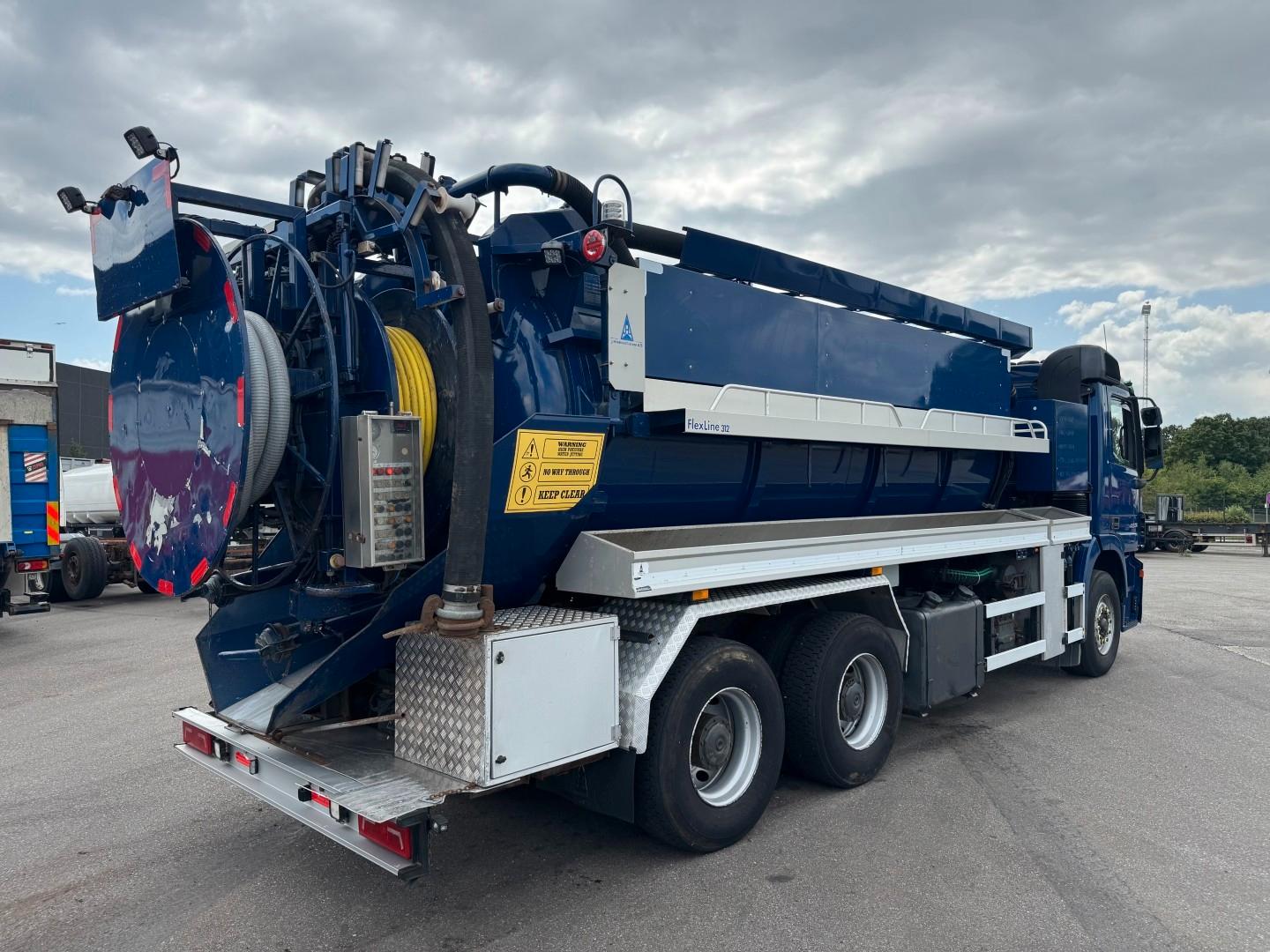 Mercedes-Benz Actros 2636 6x4 RHD Hvidtved Larsen Flexline 312