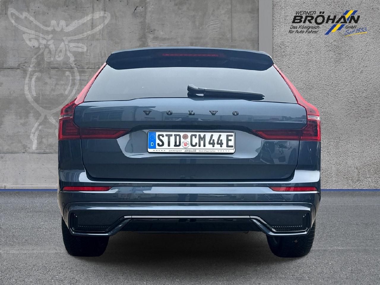 Fahrzeugabbildung Volvo XC60 T6 AWD Ultra Black Edition Plug-In Hybrid