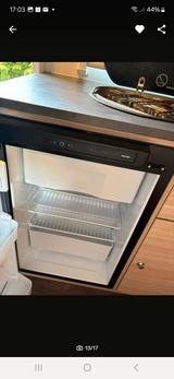 Sunlight V60, neue Reifen, AHK, Solar, 3./4. Bett, Sat - Sunlight A60