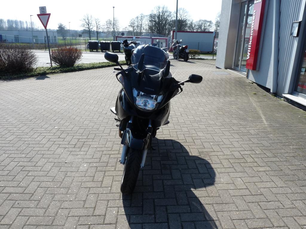 Honda NT700V ABS Einzigartig guter Zustand