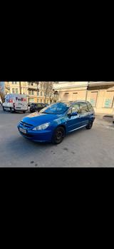 Peugeot 307 SW Automatik Panorama el. Spiegel+Fe - blaue Peugeot 307
