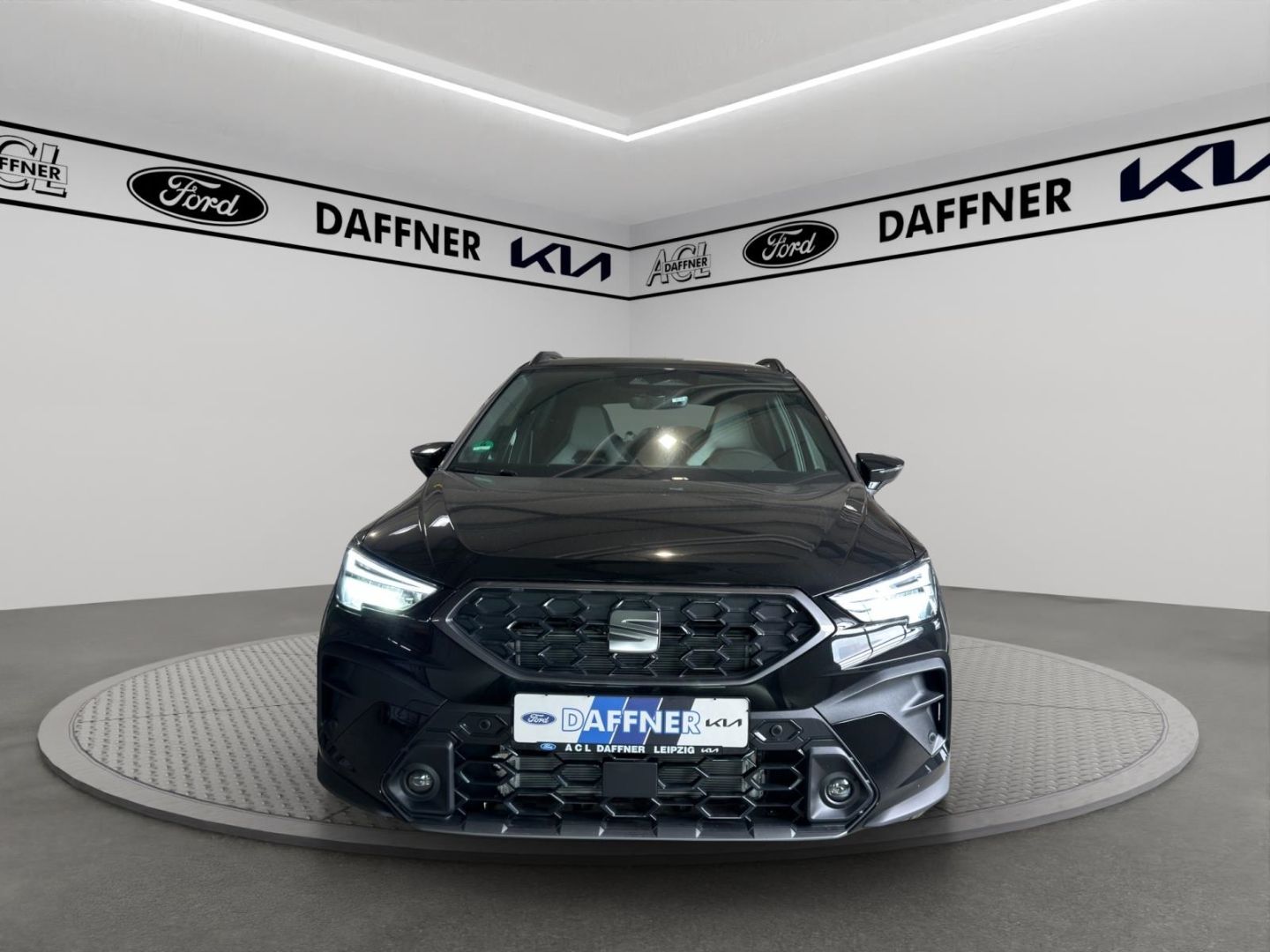 Fahrzeugabbildung SEAT Arona 1.0 TSI 85 kW FR Navi Digitales Cockpit LE