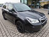 Subaru Forester 2,0i Platinum - Subaru Forester: mit Anhängerkupplung