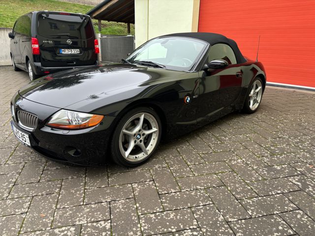 BMW Z4 Baureihe Z4 Roadster 3.0i Sammlerfahrzg 74TKM