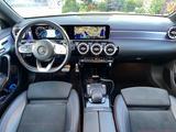 Mercedes-Benz CLA 220 Shooting Brake CLA 220 d 4MATIC DCT ... - mit Diesel-Antrieb: Gelb, Ambiente-Beleuchtung