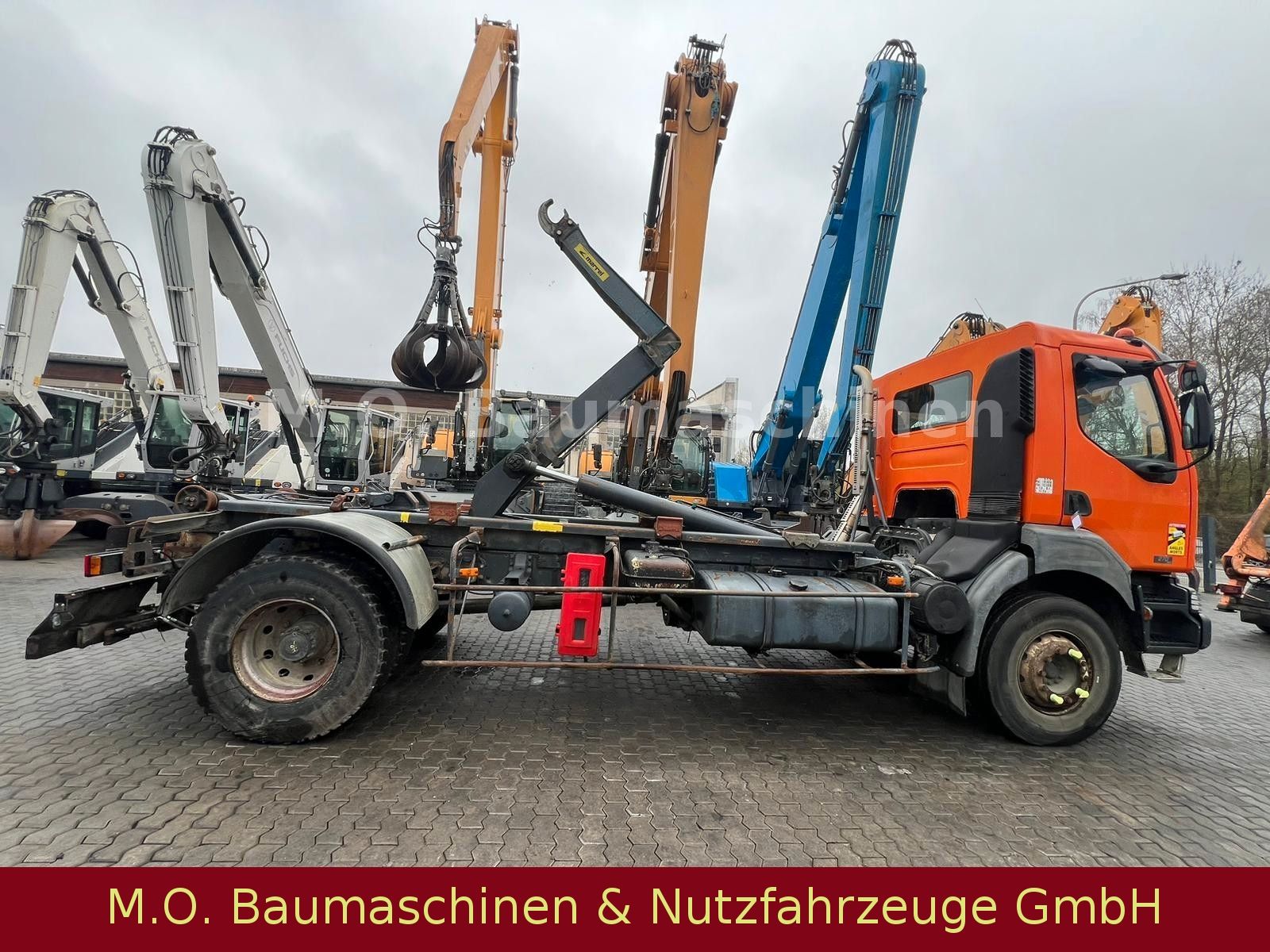 Fahrzeugabbildung Renault Kerax 270-19 DCI  / 4x2 / Marell AL 15990 /