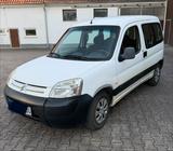 Citroën Berlingo Benziner - gebrauchte Citroën Berlingo aus dem Jahr 2008