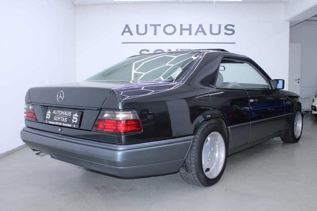 Mercedes-Benz CE 220