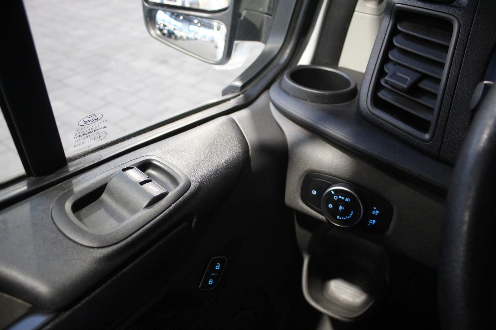 Ford Transit Custom Kombi 320 L1