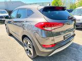 Hyundai TUCSON 1.6 Advantage Aut/Klima/Sitzheizung - Hyundai mit Benzin-Antrieb