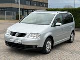 Volkswagen Touran Highline.Klima.7 Sitze.Tüv-09/2026 - gebrauchte VW Touran aus dem Jahr 2003