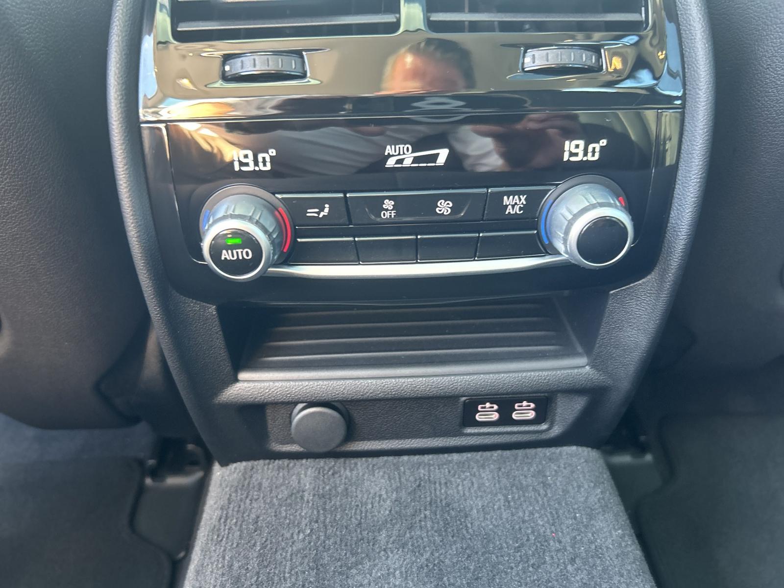 BMW 530e Tour LASER PANO Head-Up Komfortsitz Laserli