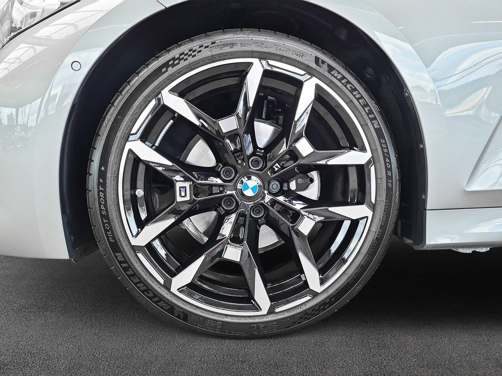 BMW 320 - Bild 6