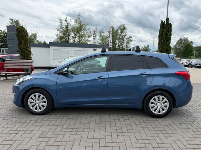 Hyundai i30 cw blue Trend