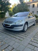 Peugeot 307 1.6 Premium 110 Premium - Peugeot 307 aus 2002