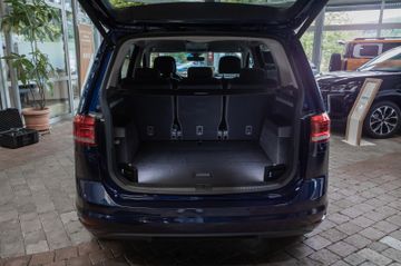 Bild 10 VW Touran Highline Autom. Navi USB